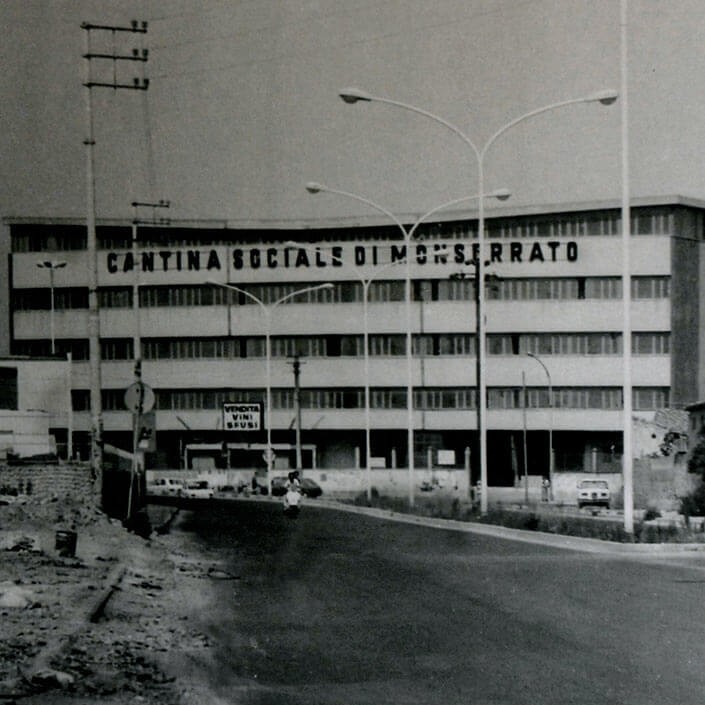 cantina-sociale-di-monserrato-historical-photo.jpg