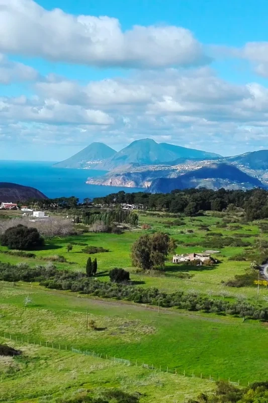 vulcano_03-683x1024.webp