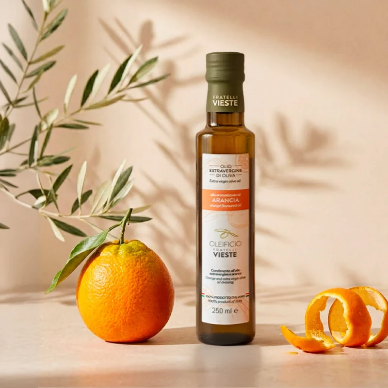 Oliwa z oliwek extra vergine Evo z pomarańczą 250 ml; Vieste, Apulia