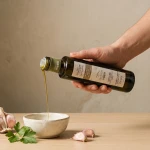 aromatizzato-aglio-olio-evo-vieste-2.webp